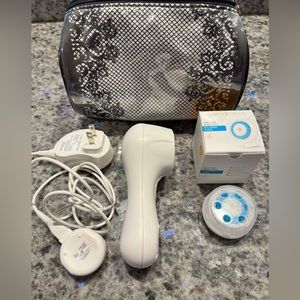 Clarisonic MIA with bag, charger, and new brush head